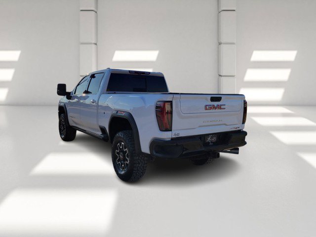 Used 2024 GMC Sierra 2500 AT4X image 5