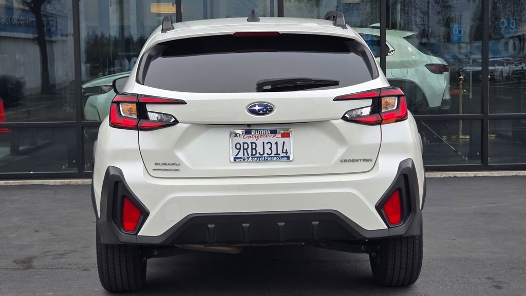 Used 2024 Subaru Crosstrek 2.0i Premium image 6