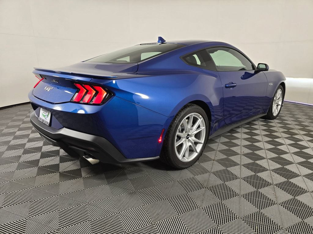 Used 2024 Ford Mustang GT Premium RWD image 7