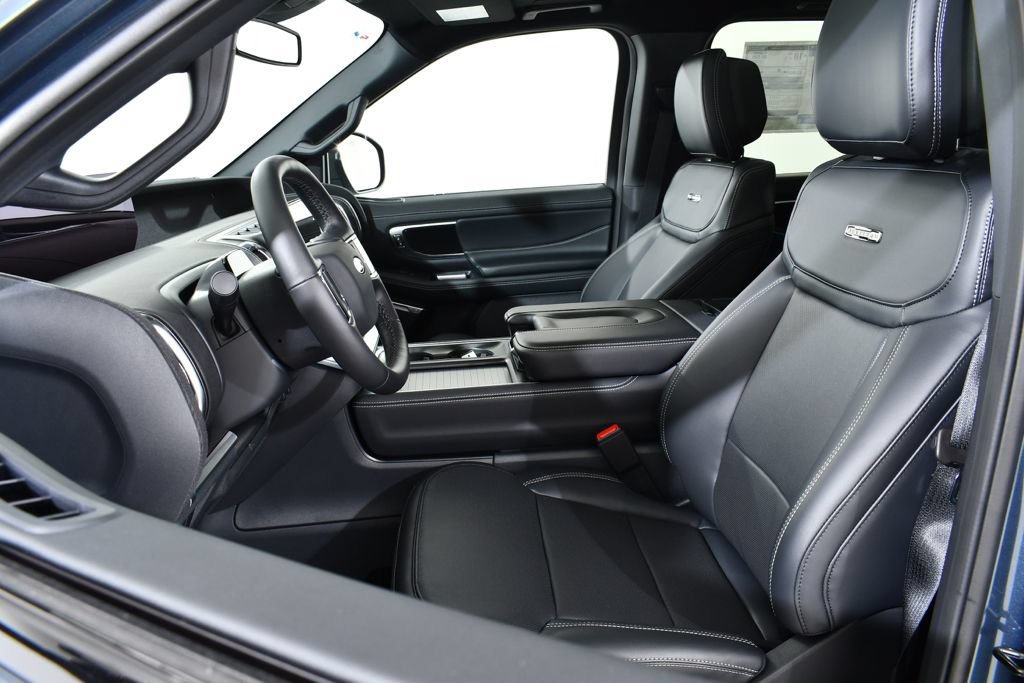 New 2027 Ford Expedition Max Platinum w/ Stealth Appearance Package AWD/4WD image 6