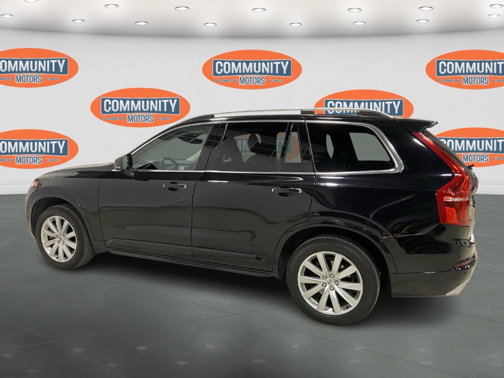 Used 2017 Volvo XC90 T6 Momentum w/ Vision Package image 4
