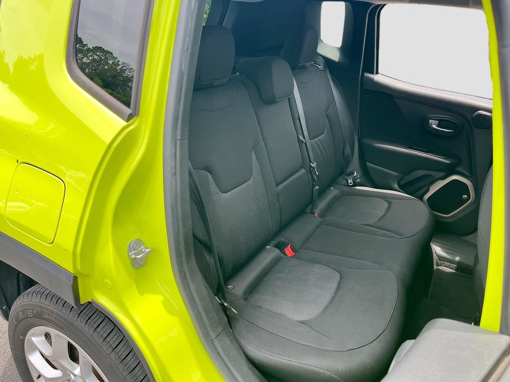 Certified 2017 Jeep Renegade Latitude w/ Popular Equipment Group FWD image 25