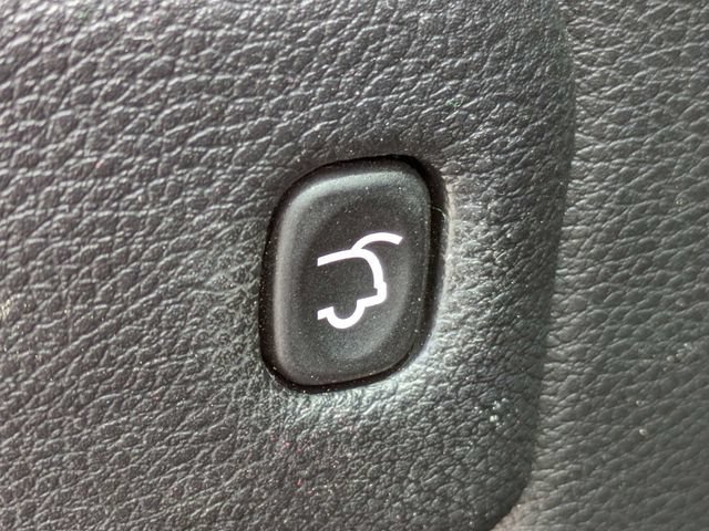 Used 2021 Jeep Grand Cherokee Limited AWD/4WD image 15