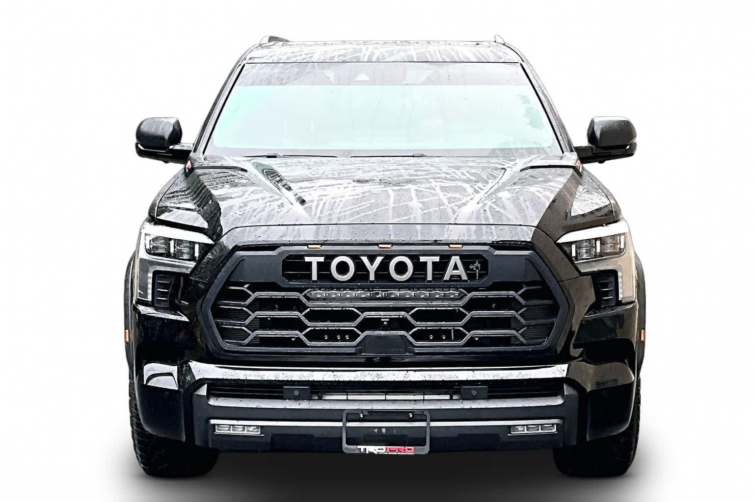 Used 2024 Toyota Sequoia TRD Pro AWD/4WD image 4