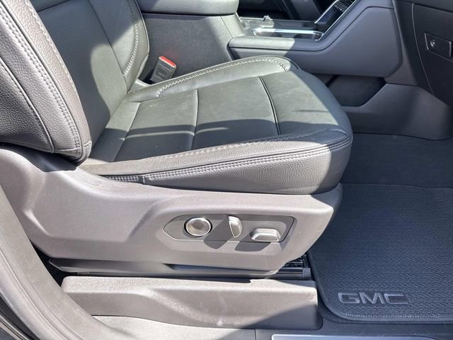 Used 2024 GMC Sierra 2500 Denali w/ Denali Reserve Package image 16