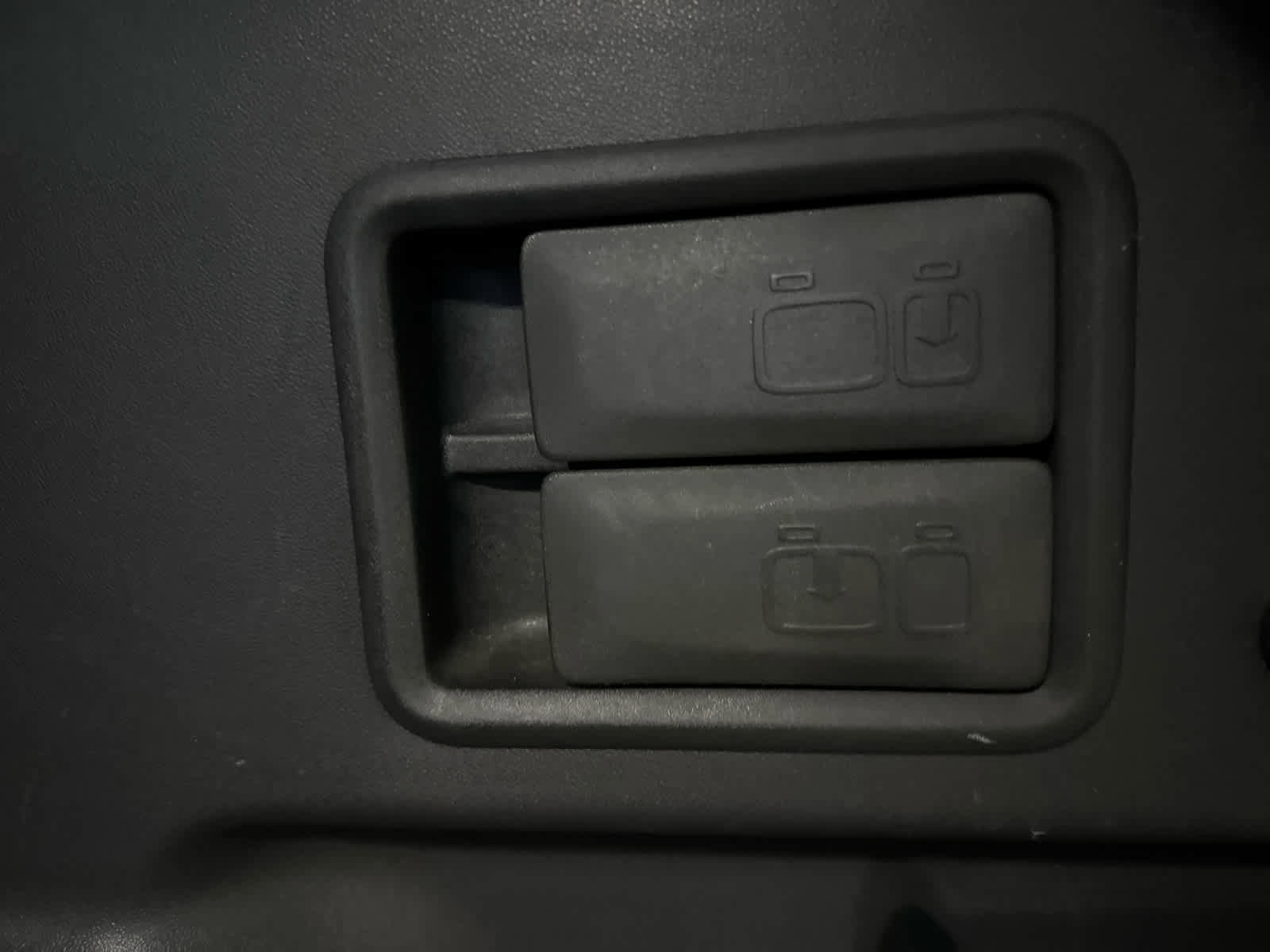 Certified 2024 Chevrolet Equinox LT image 29