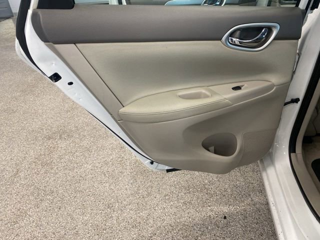 Used 2014 Nissan Sentra SV FWD image 21