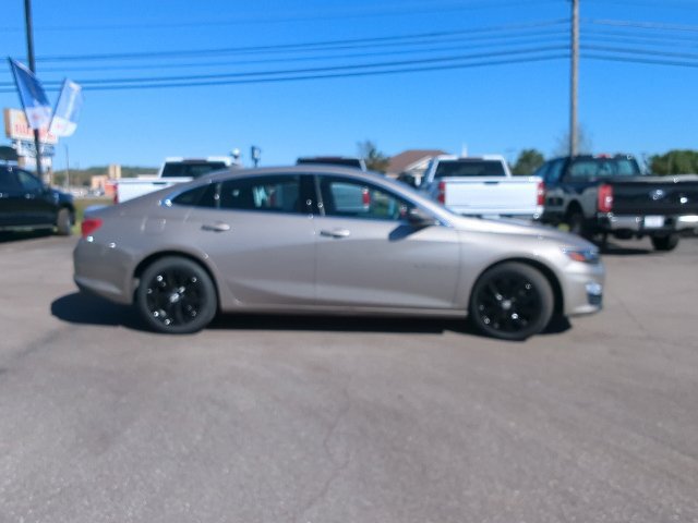 Used 2024 Chevrolet Malibu LT FWD image 26