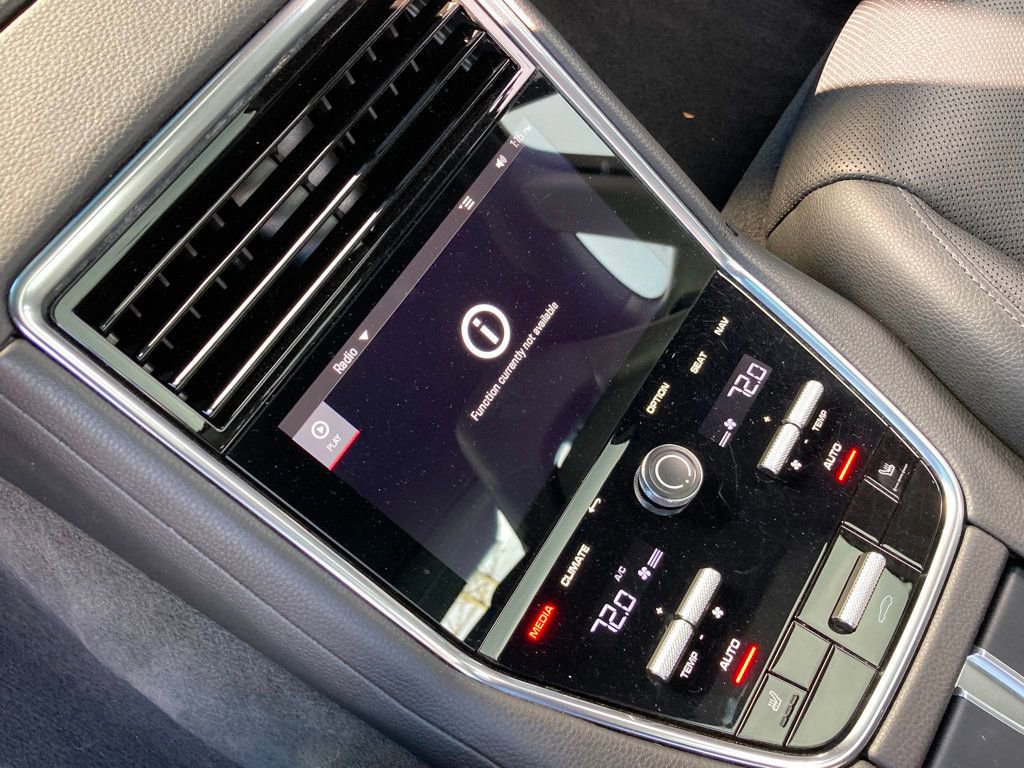 Certified 2023 Porsche Panamera 4 Platinum Edition image 19