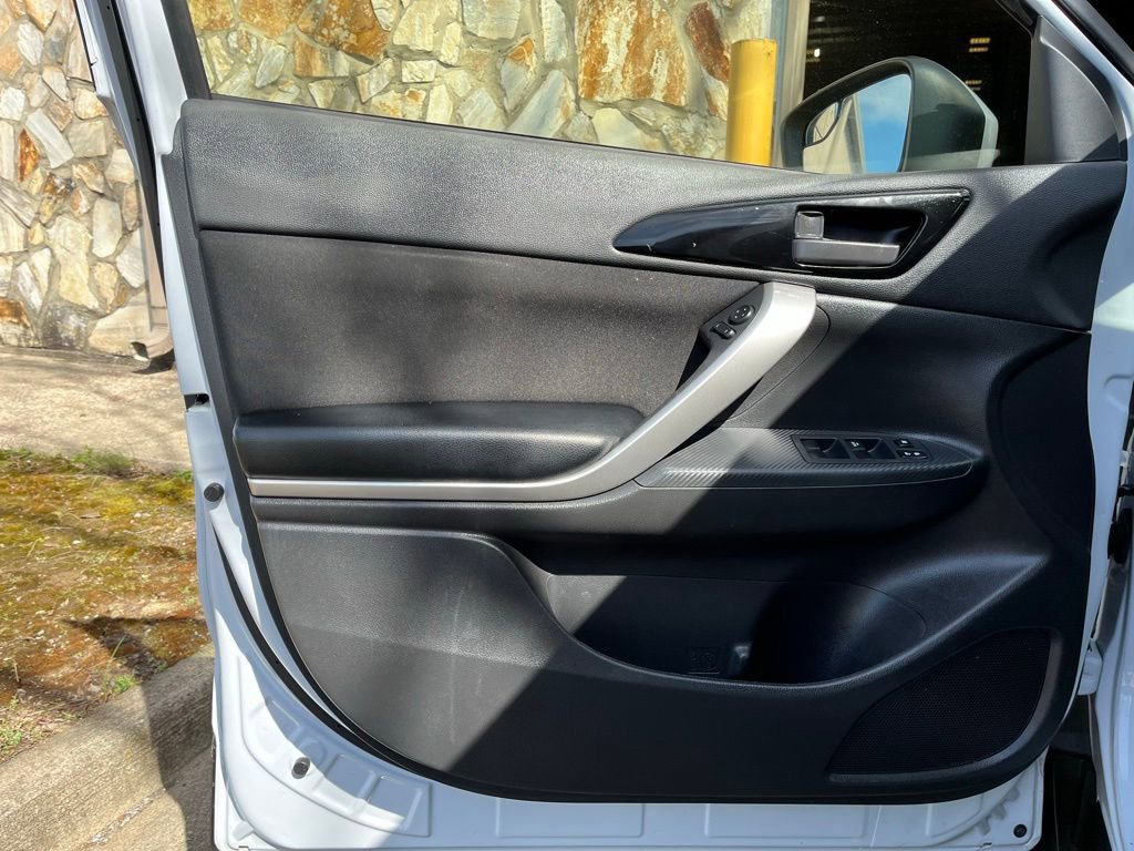 Used 2024 Mitsubishi Eclipse Cross ES AWD/4WD image 18