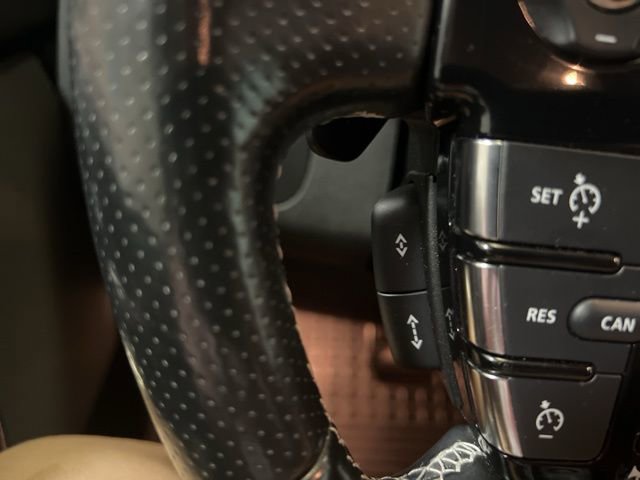 Used 2016 Land Rover LR4 HSE LUX image 45