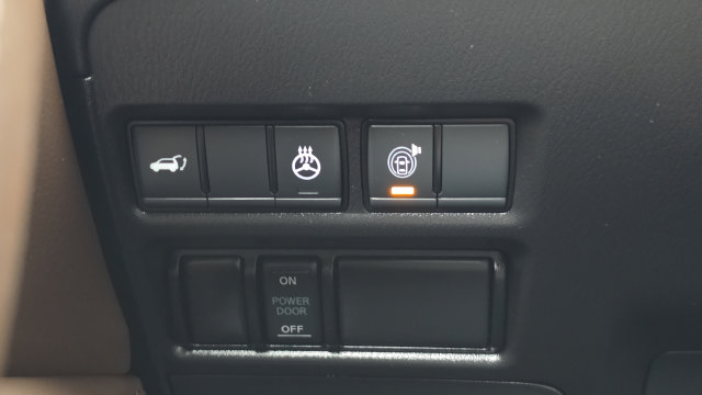 Used 2023 Nissan Armada Platinum w/ Captain's Chairs Package AWD/4WD image 13