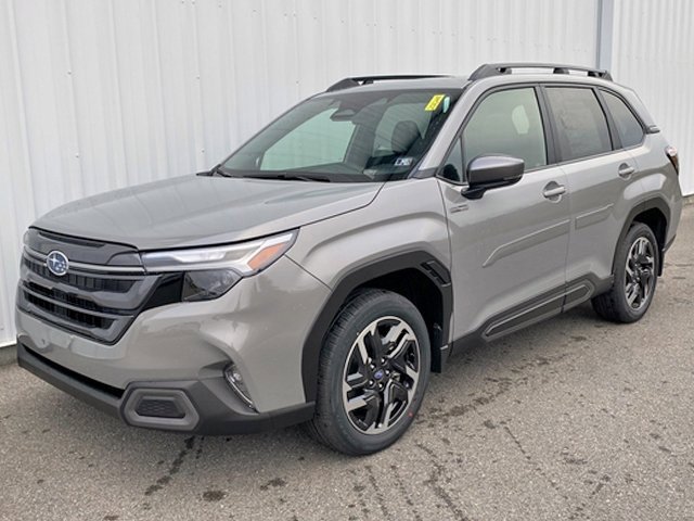 New 2025 Subaru Forester Limited image 3