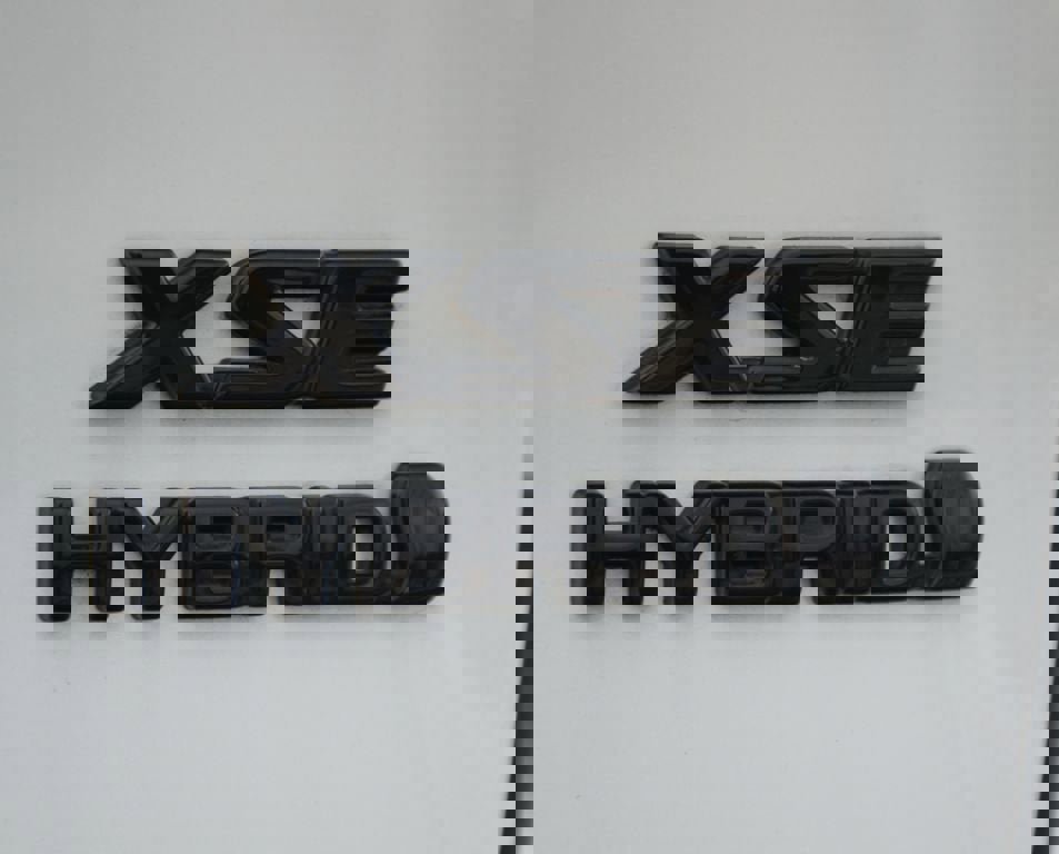 Used 2024 Toyota RAV4 XSE w/ Weather Package image 19