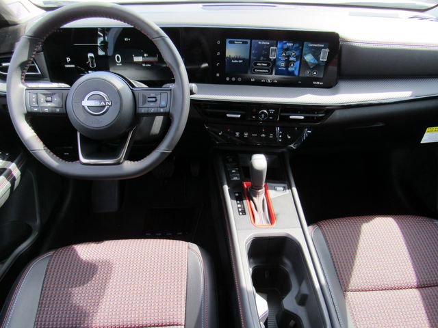New 2026 Nissan Kicks SR w/ Cold Weather Package FWD image 16