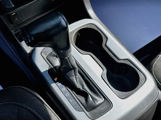 Used 2018 Chevrolet Colorado LT AWD/4WD image 17