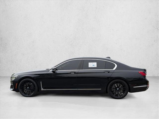 Used 2022 BMW 750i xDrive AWD/4WD image 9