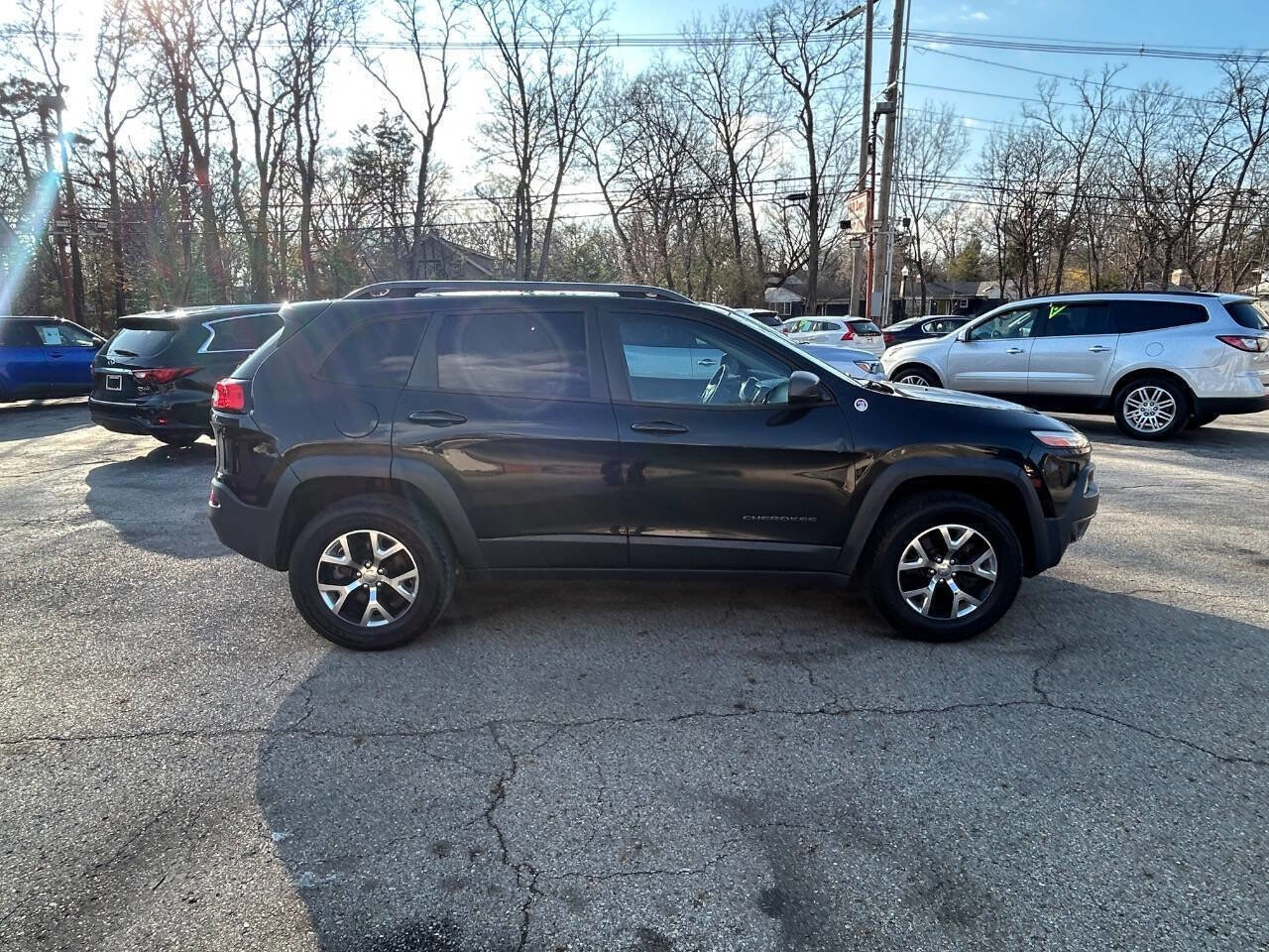 Used 2014 Jeep Cherokee Trailhawk image 14