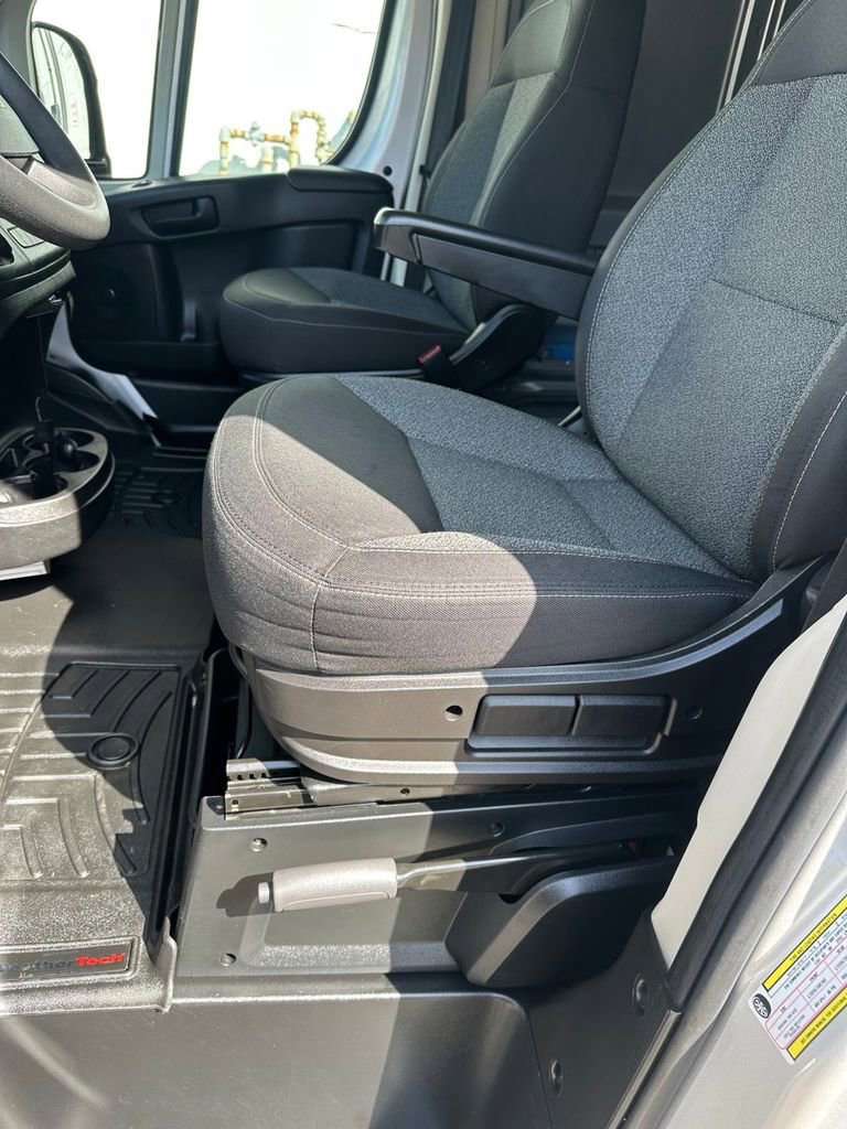 Used 2017 RAM ProMaster 1500 w/ Interior Convenience Group image 12