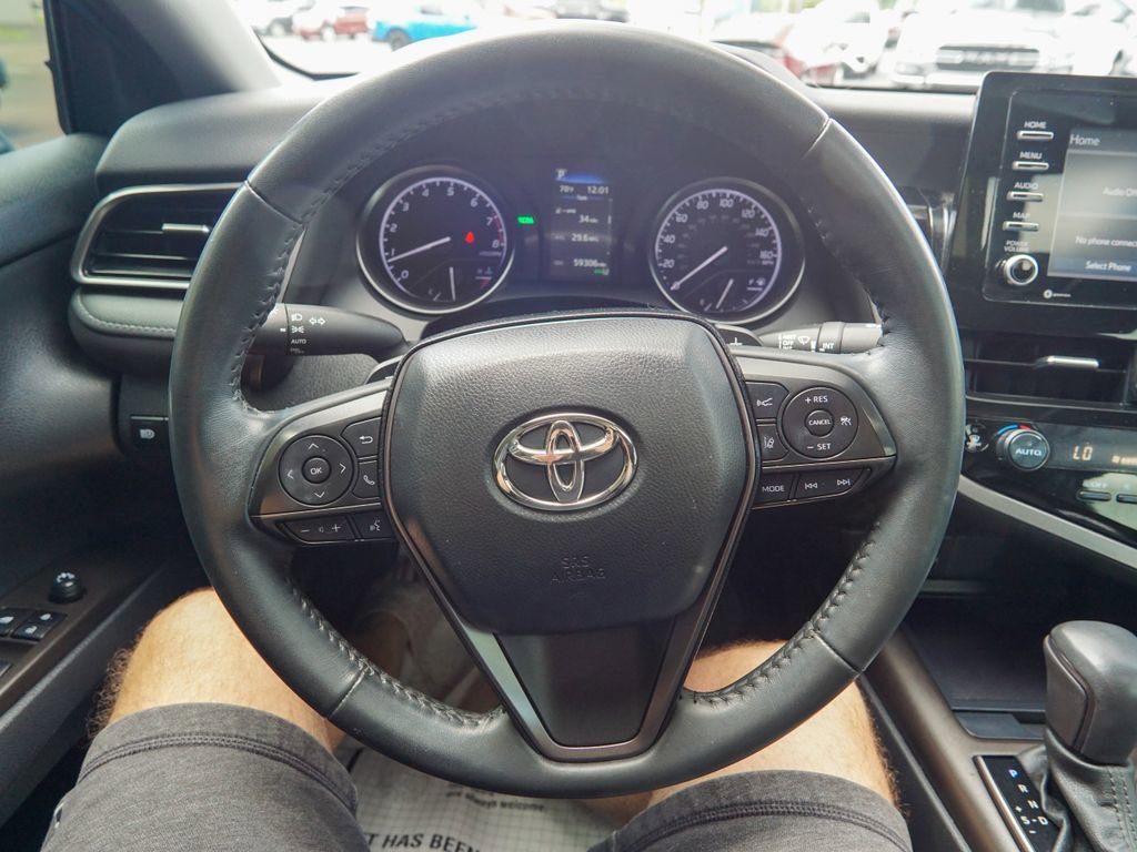 Used 2023 Toyota Camry SE w/ Convenience Package FWD image 19