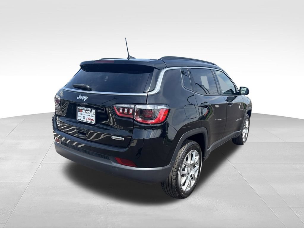 Used 2023 Jeep Compass Latitude AWD/4WD image 4