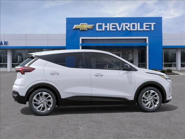 New 2027 Chevrolet Bolt LT FWD image 5