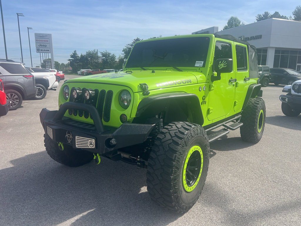 Used 2012 Jeep Wrangler Unlimited Rubicon w/ Dual Top Group AWD/4WD image 3