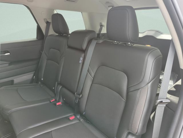 New 2026 Nissan Pathfinder SL FWD image 27