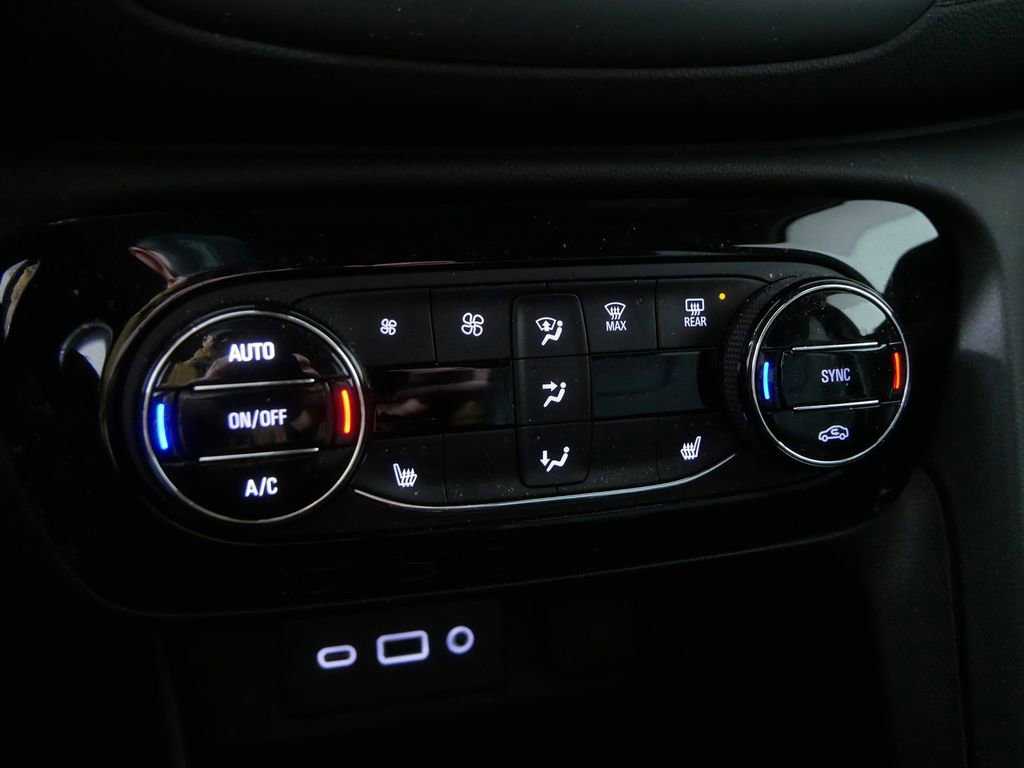 Used 2023 Buick Encore GX Select image 20