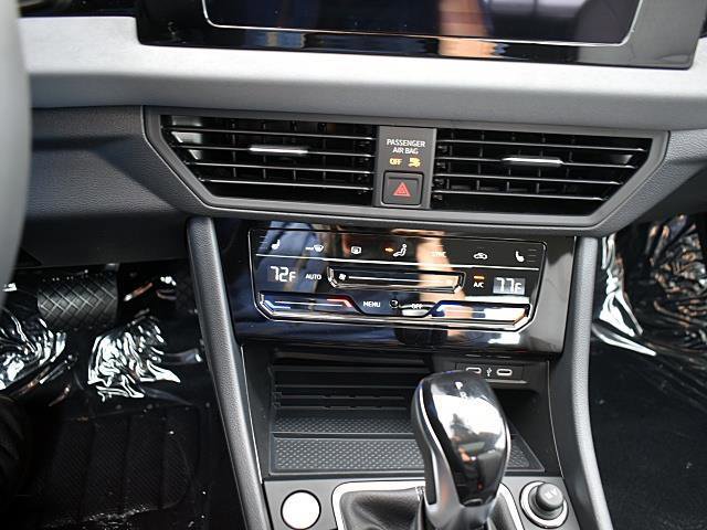 New 2026 Volkswagen Jetta SE image 12