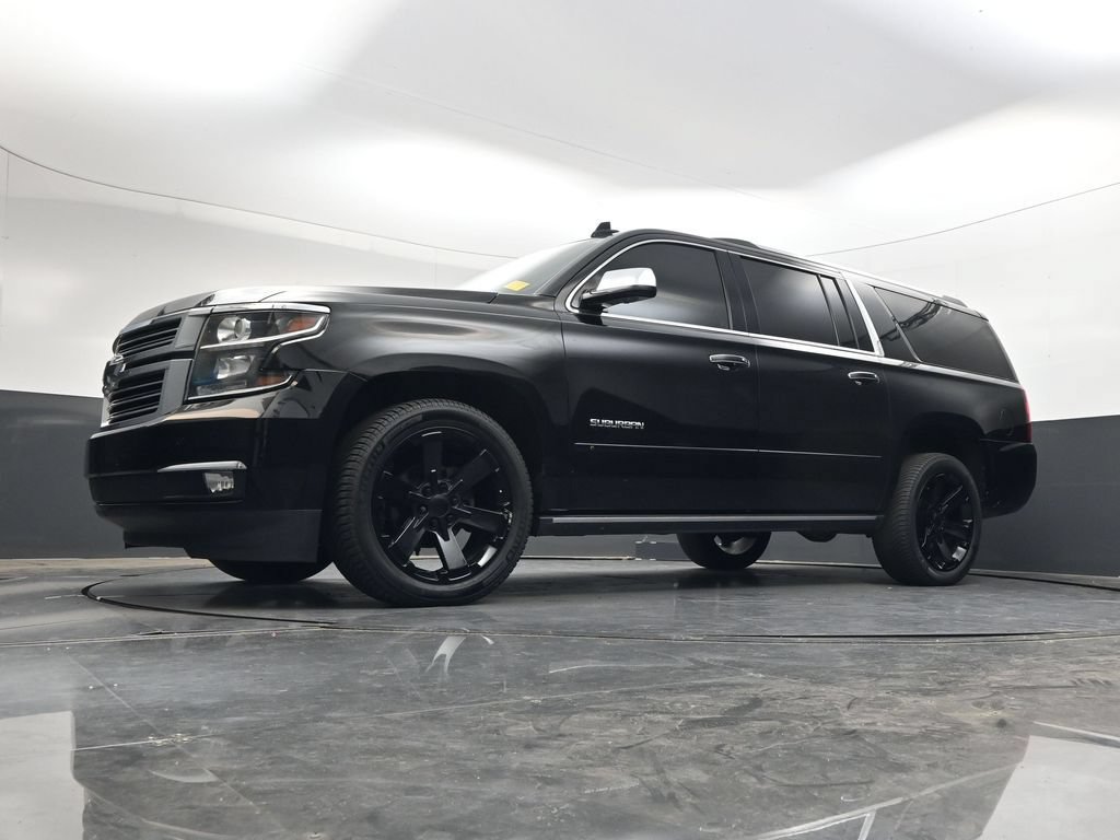 Used 2020 Chevrolet Suburban Premier AWD/4WD image 26