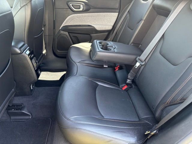 Used 2022 Jeep Compass Latitude AWD/4WD image 11