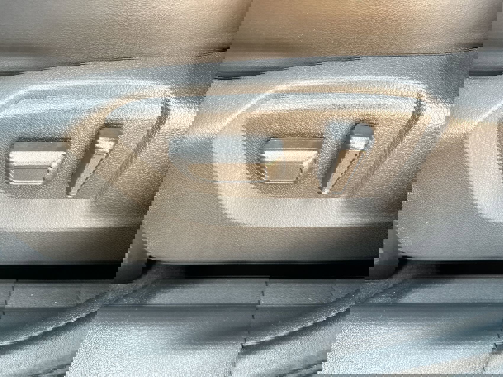 Used 2024 Mitsubishi Eclipse Cross SE image 12