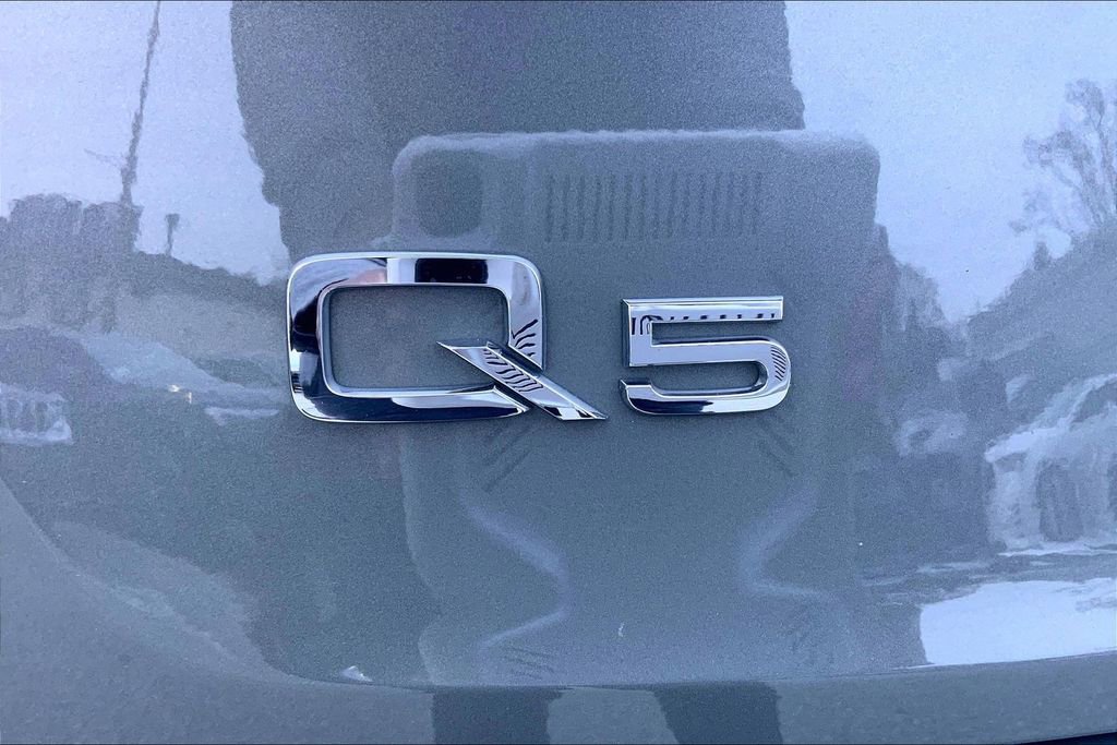 Certified 2023 Audi Q5 2.0T Premium w/ Convenience Package image 10