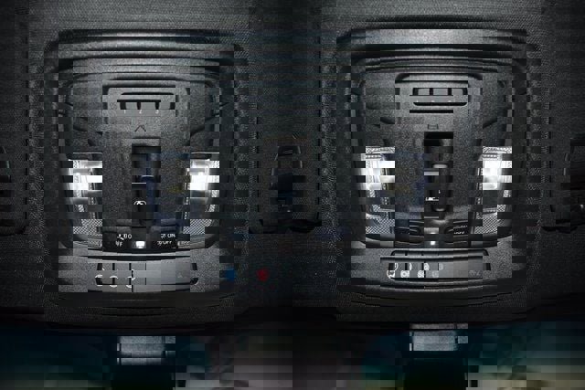 Used 2022 Chevrolet Silverado 2500 High Country w/ Safety Package II image 44