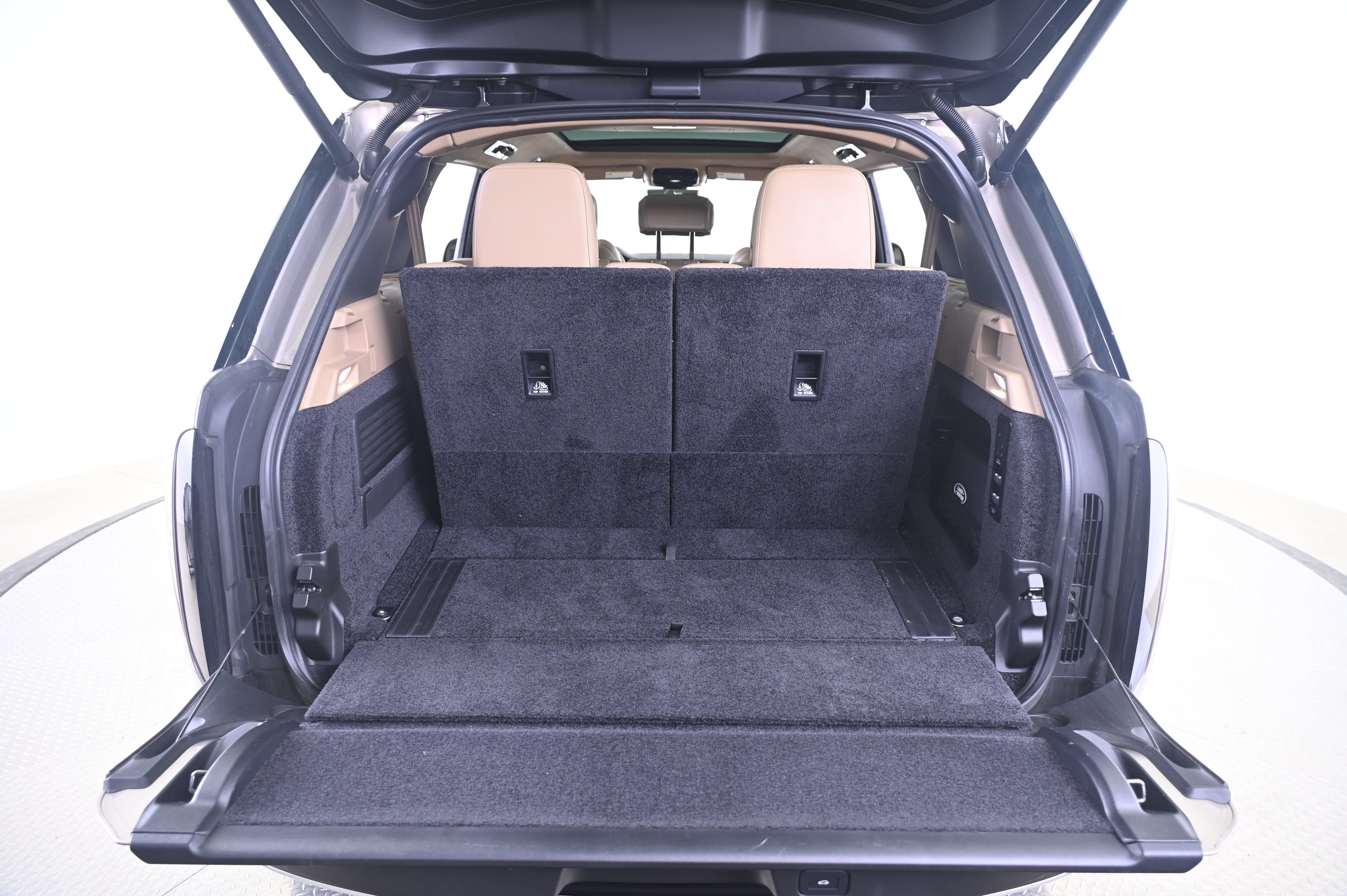 Used 2023 Land Rover Range Rover Long Wheelbase Autobiography AWD/4WD image 15