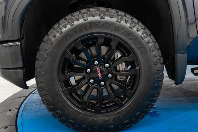 Used 2022 GMC Sierra 1500 AT4X AWD/4WD image 2