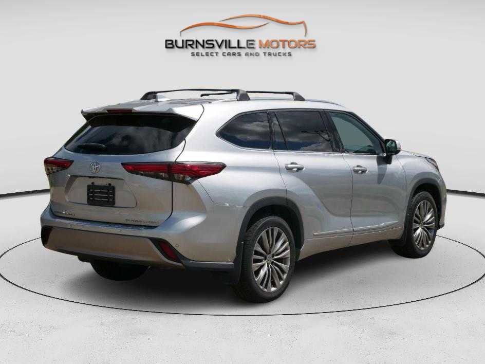 Used 2020 Toyota Highlander Platinum image 7