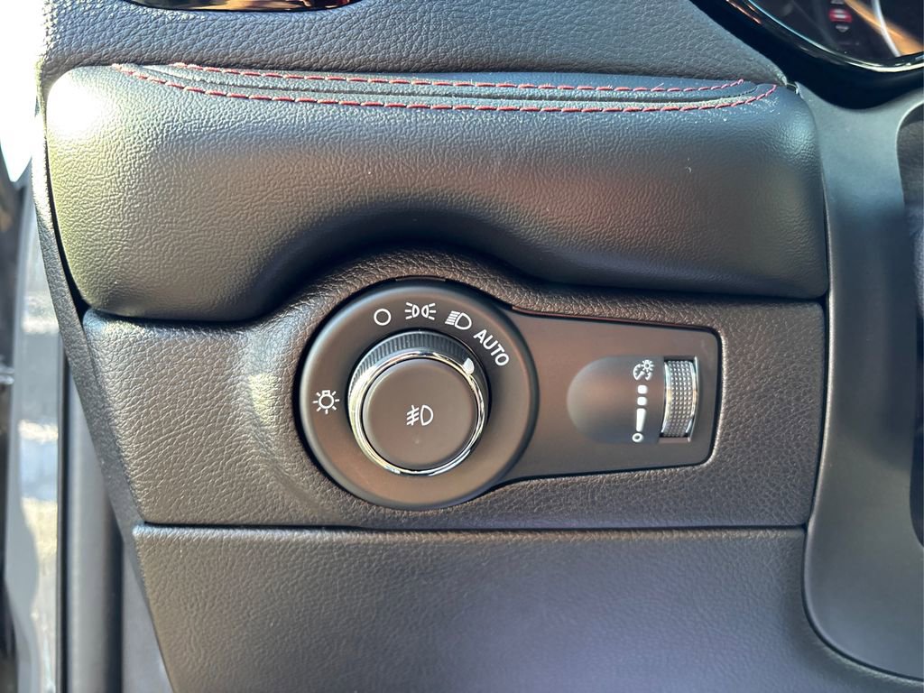 Used 2022 Dodge Durango R/T w/ Blacktop Package image 40