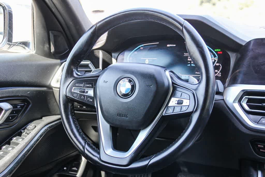 Used 2021 BMW 330e w/ Driving Assistance Package RWD image 16