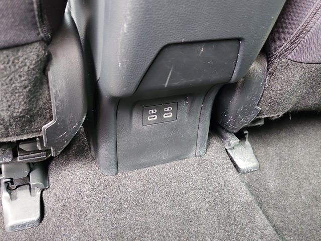 Used 2025 Toyota Prius LE FWD image 24