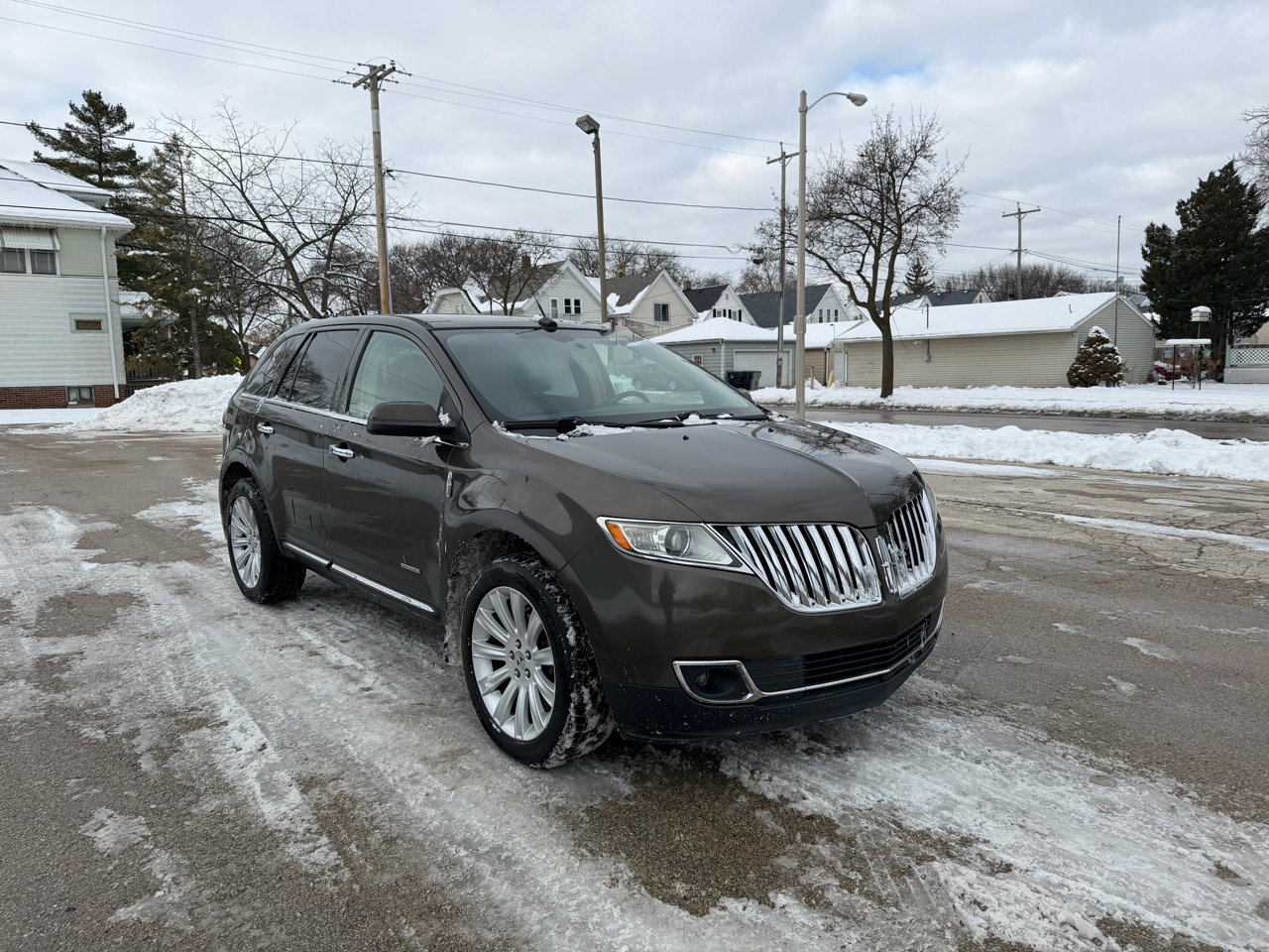 Used 2011 Lincoln MKX AWD w/ 102A Rapid Spec Order Code image 1