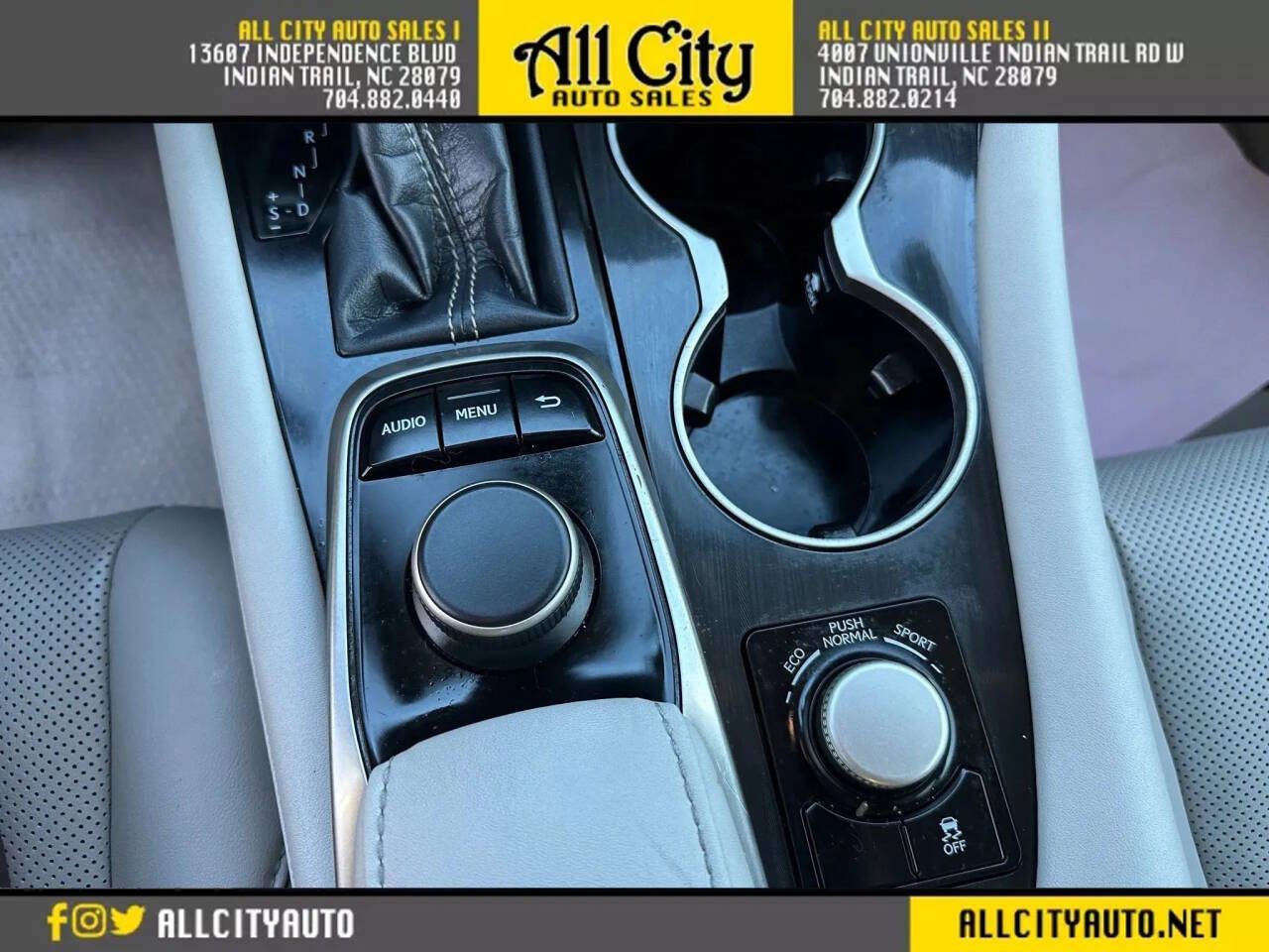 Used 2017 Lexus RX 350 FWD w/ Accessory Package image 29