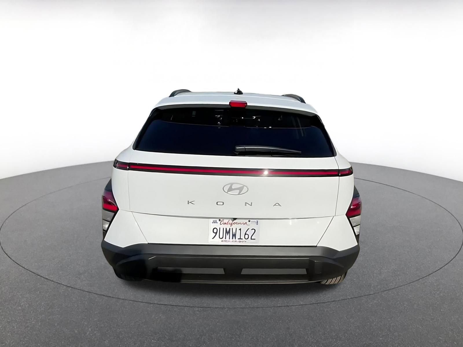 Used 2025 Hyundai Kona SEL image 11