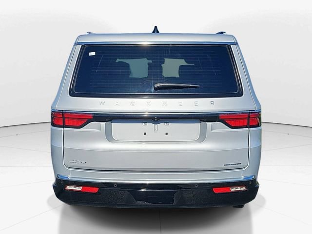 Used 2024 Jeep Wagoneer L Series III w/ Flexible Seating Group image 4
