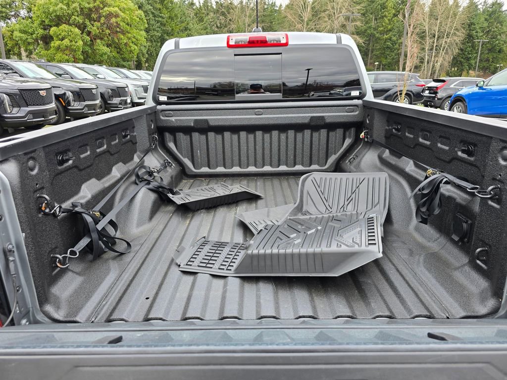 Used 2025 Chevrolet Colorado Z71 w/ Technology Package image 17