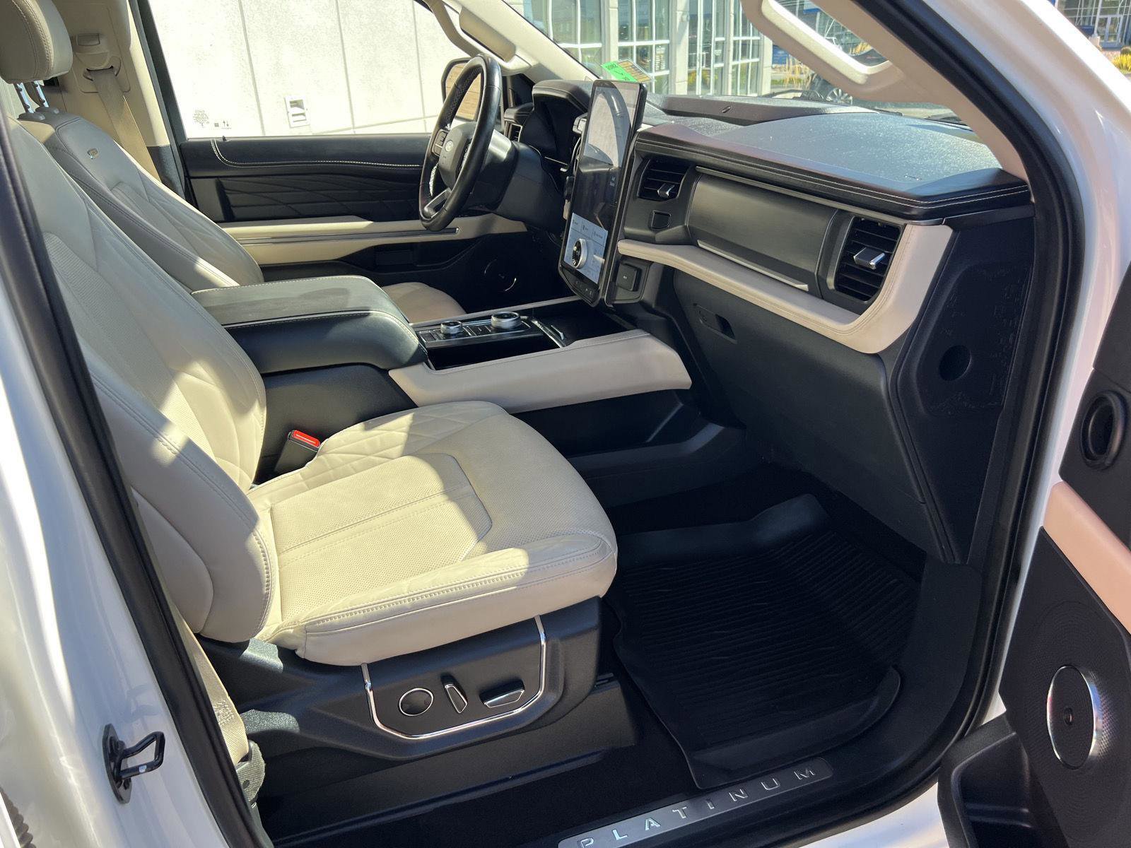 Used 2023 Ford Expedition Max Platinum image 18