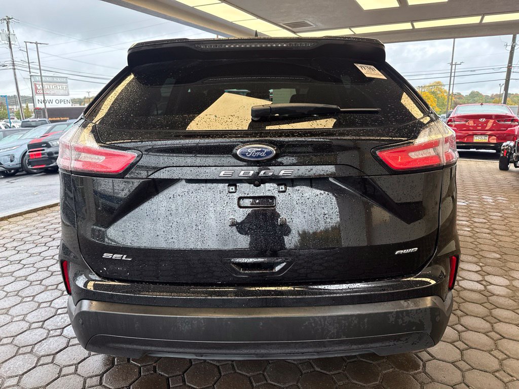 Used 2024 Ford Edge SEL w/ Sport Appearance Package AWD/4WD image 7