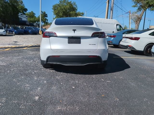 Used 2024 Tesla Model Y Long Range image 6