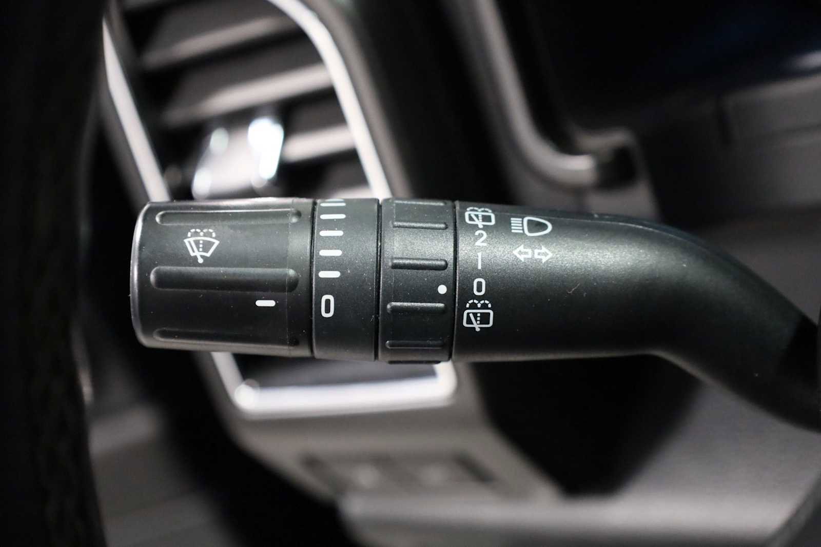 Used 2019 Ford Expedition Limited AWD/4WD image 28